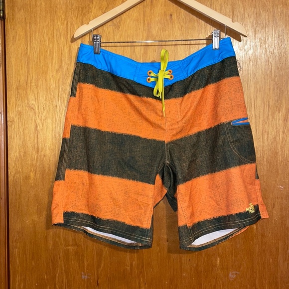 •THE NORTH FACE•MENS STRIPED ORANGE & BROWN BOARD SHORTS SIZE 32(MEDIUM) - Picture 7 of 7